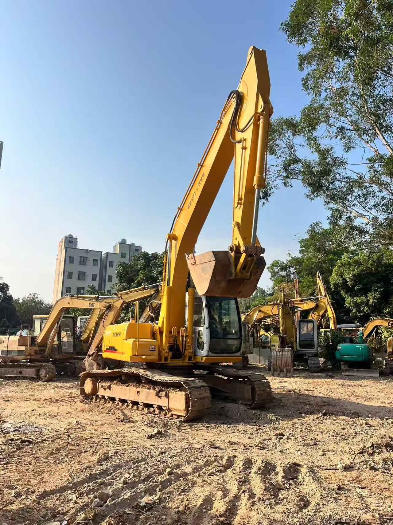 Buy Sumitomo SH200A3 Used Excavator Buy Sumitomo SH200A3 Used Excavator