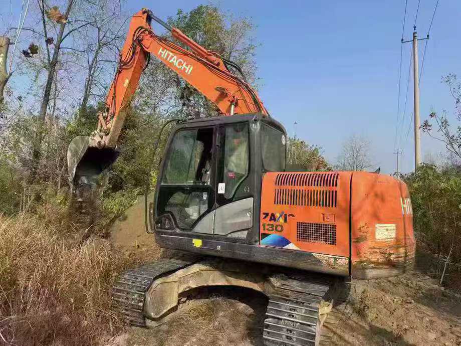 Used Hitachi ZX130-5A Excavator 2017 Model / 2