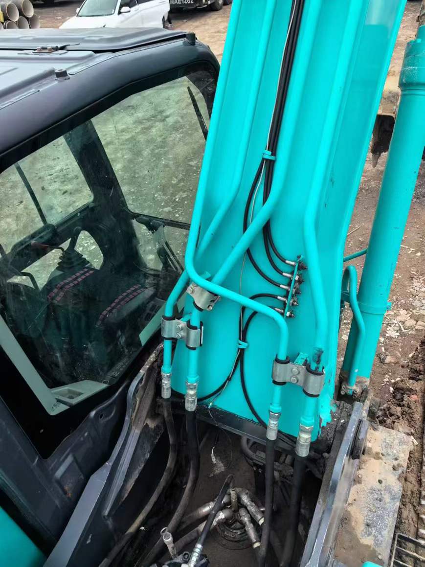 Used Kobelco SK200 Excavator 2020 Model / 9