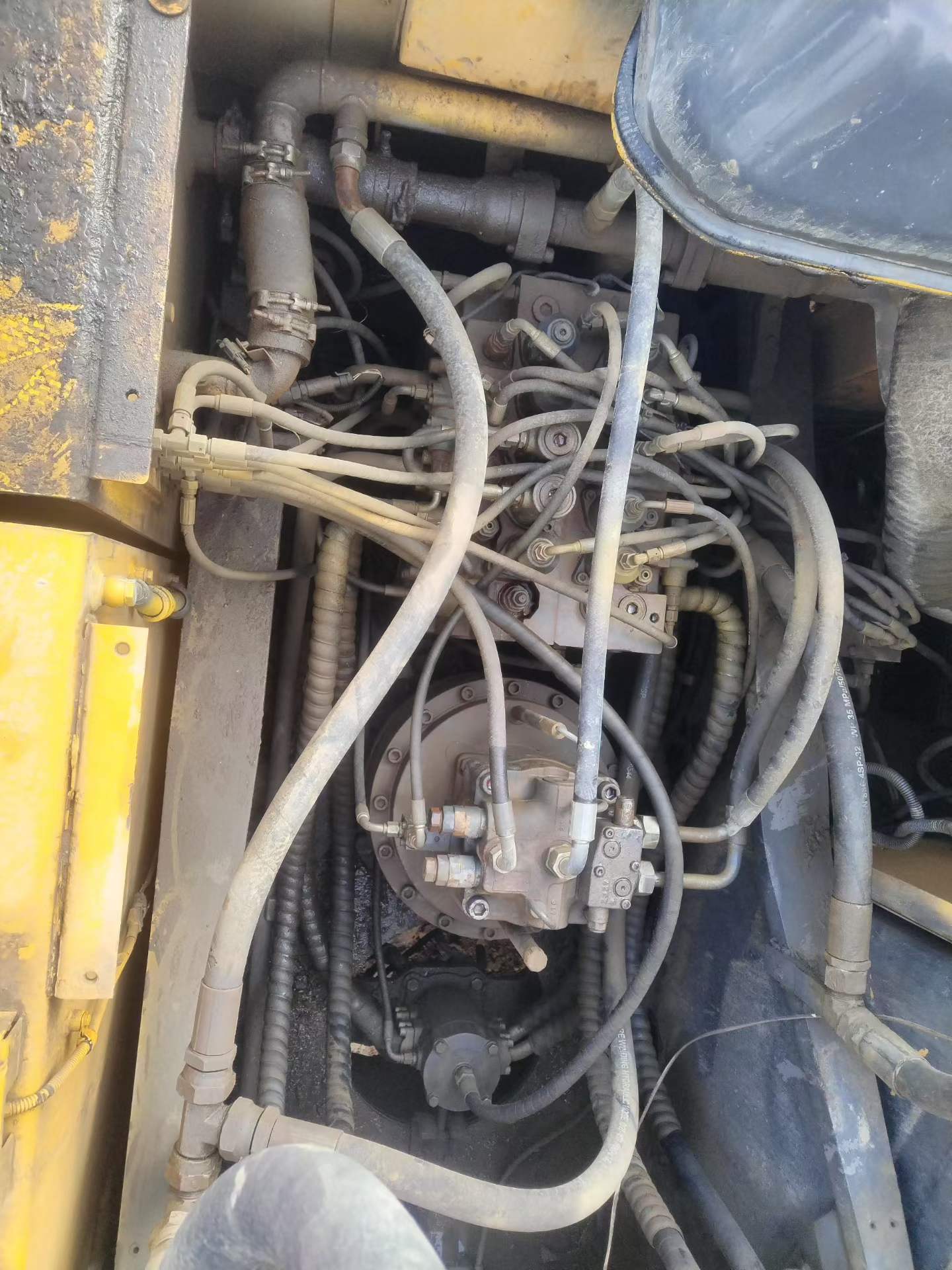 Used XCMG XE370 Excavator 2014 Model / 8