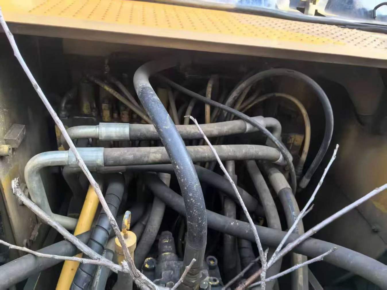 Used Caterpillar 323DL Excavator 2011 Model / 6