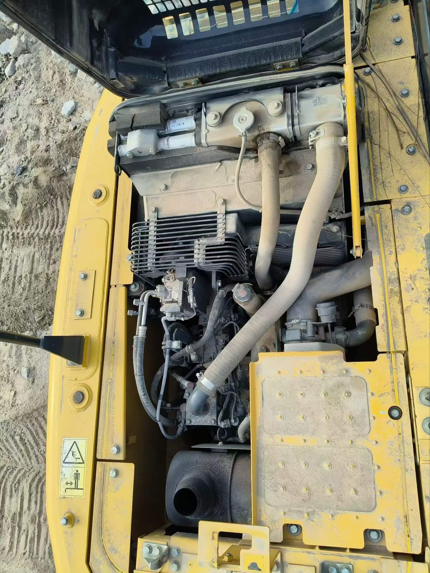 Used Komatsu PC130 Excavator 2020 Model / 3