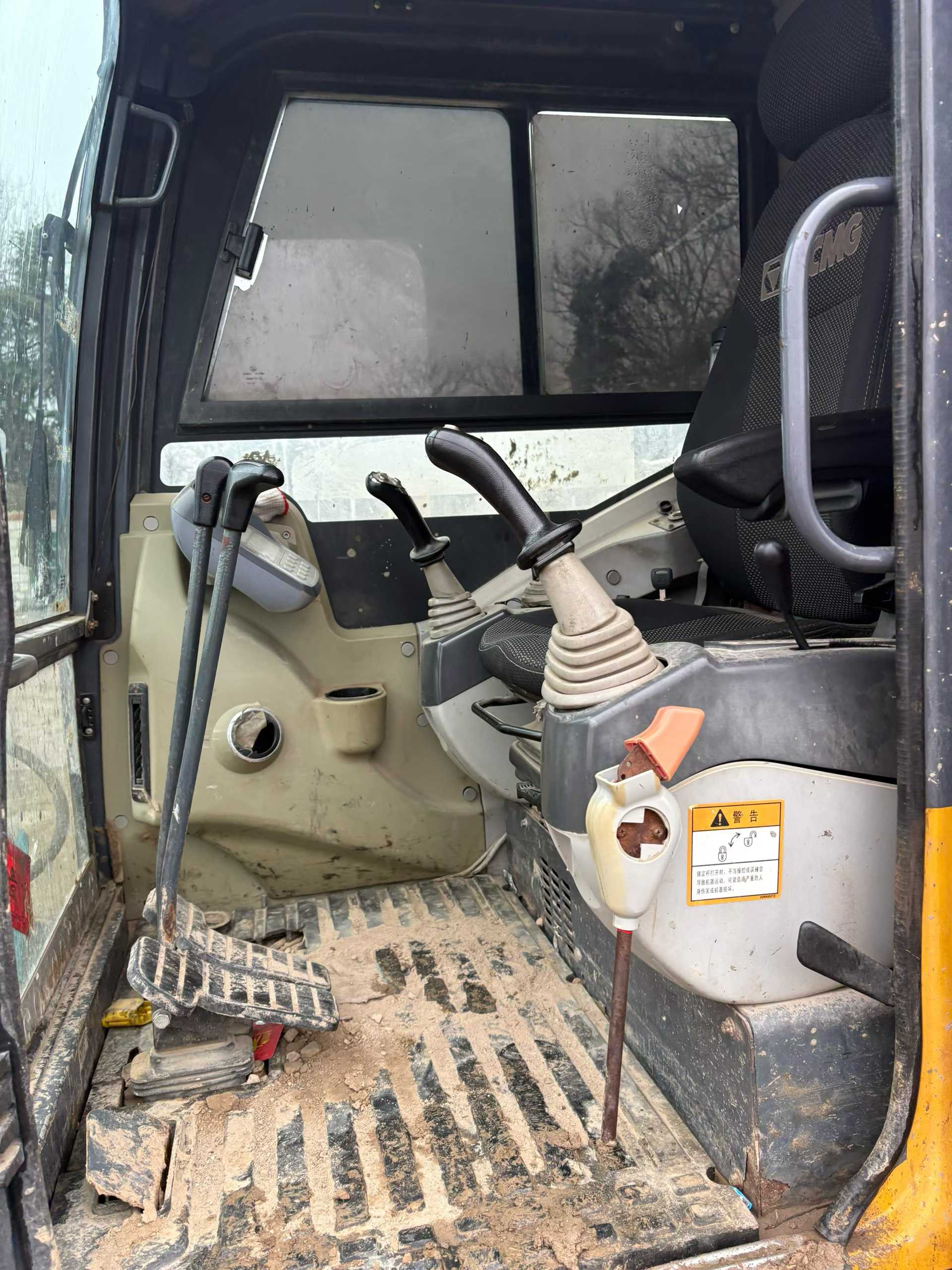 Used XCMG XE60 Excavator 2018 Model / 6