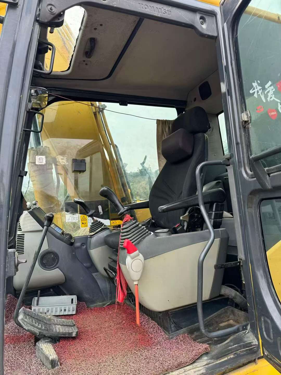 Used Komatsu PC70 Excavator 2016 Model / 4