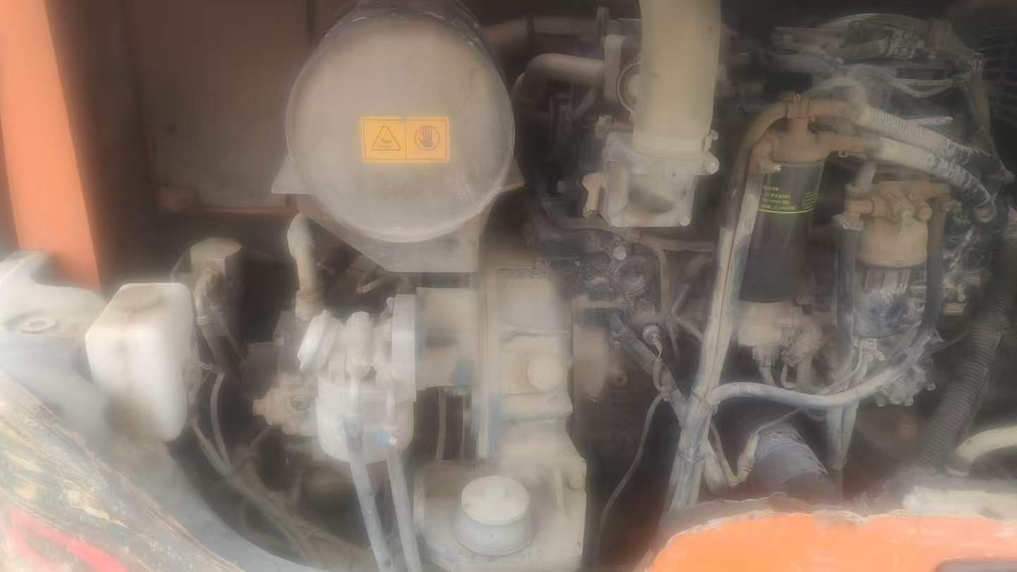 Used Doosan DX75-9C Excavator 2018 Model / 4