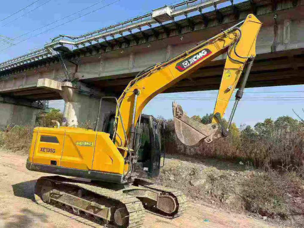 Used XCMG XE135GA Excavator 2024 Model / 3