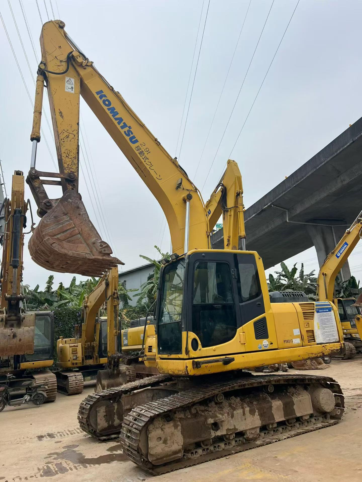 Used Komatsu PC200-8N1 Excavator 2016 Model / 7