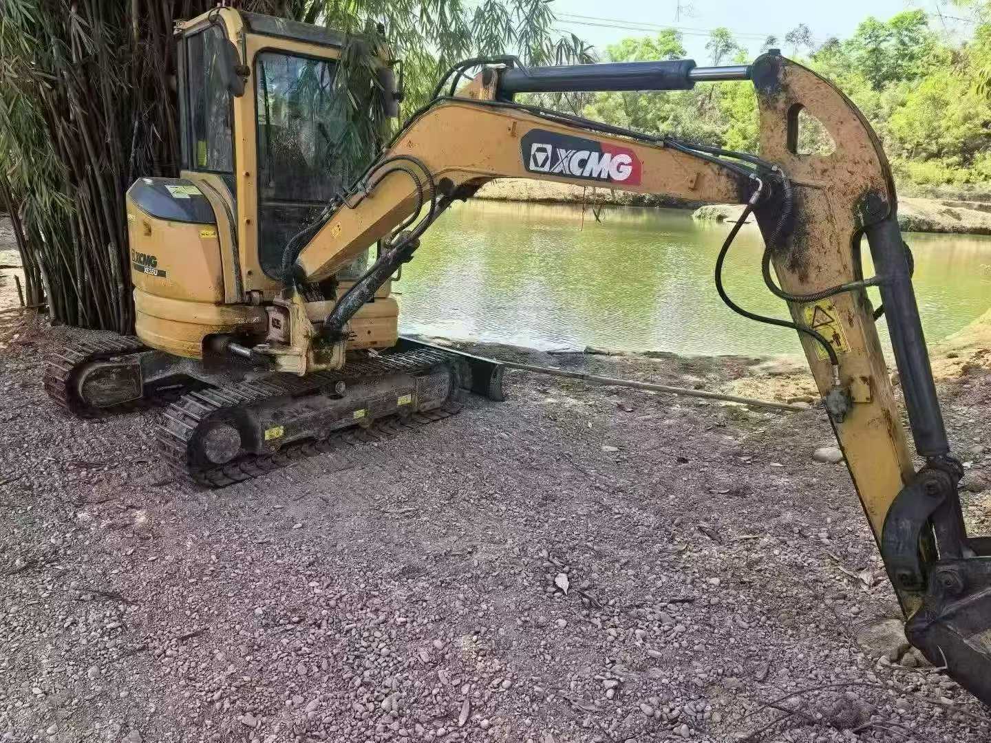 Used XCMG XE35U Excavator 2023 Model / 6