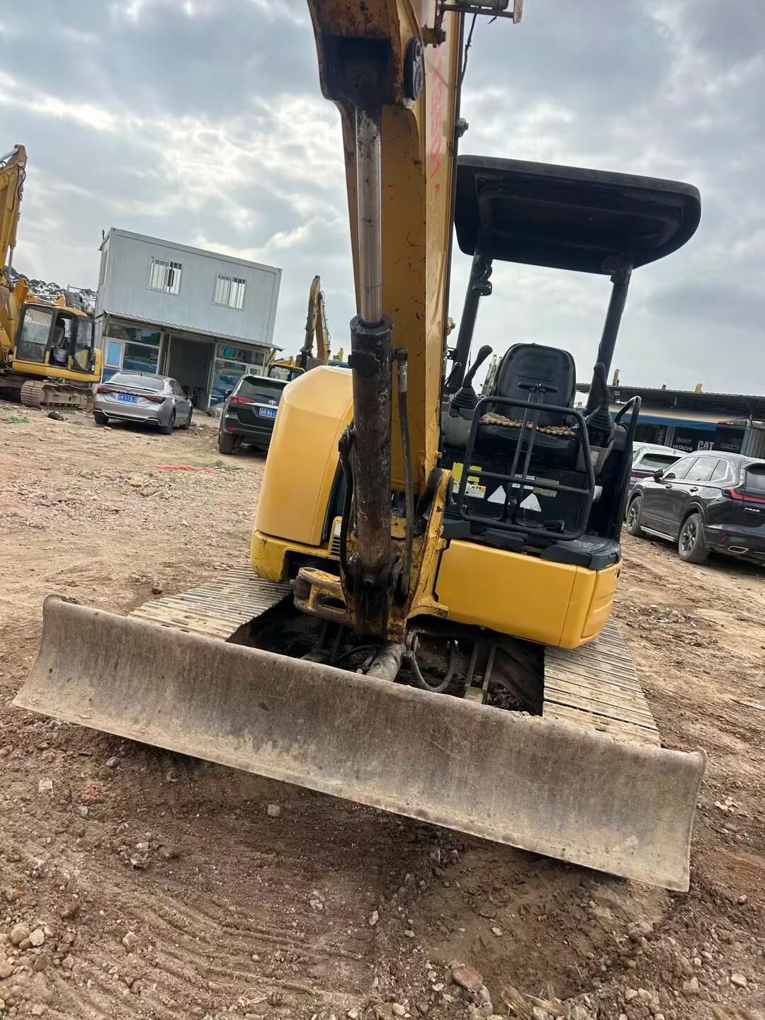 Used Caterpillar 304CCR Excavator 2016 Model / 4