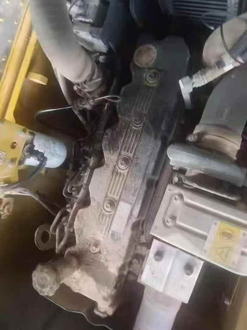 Buy Komatsu PC210-8 Used Excavator