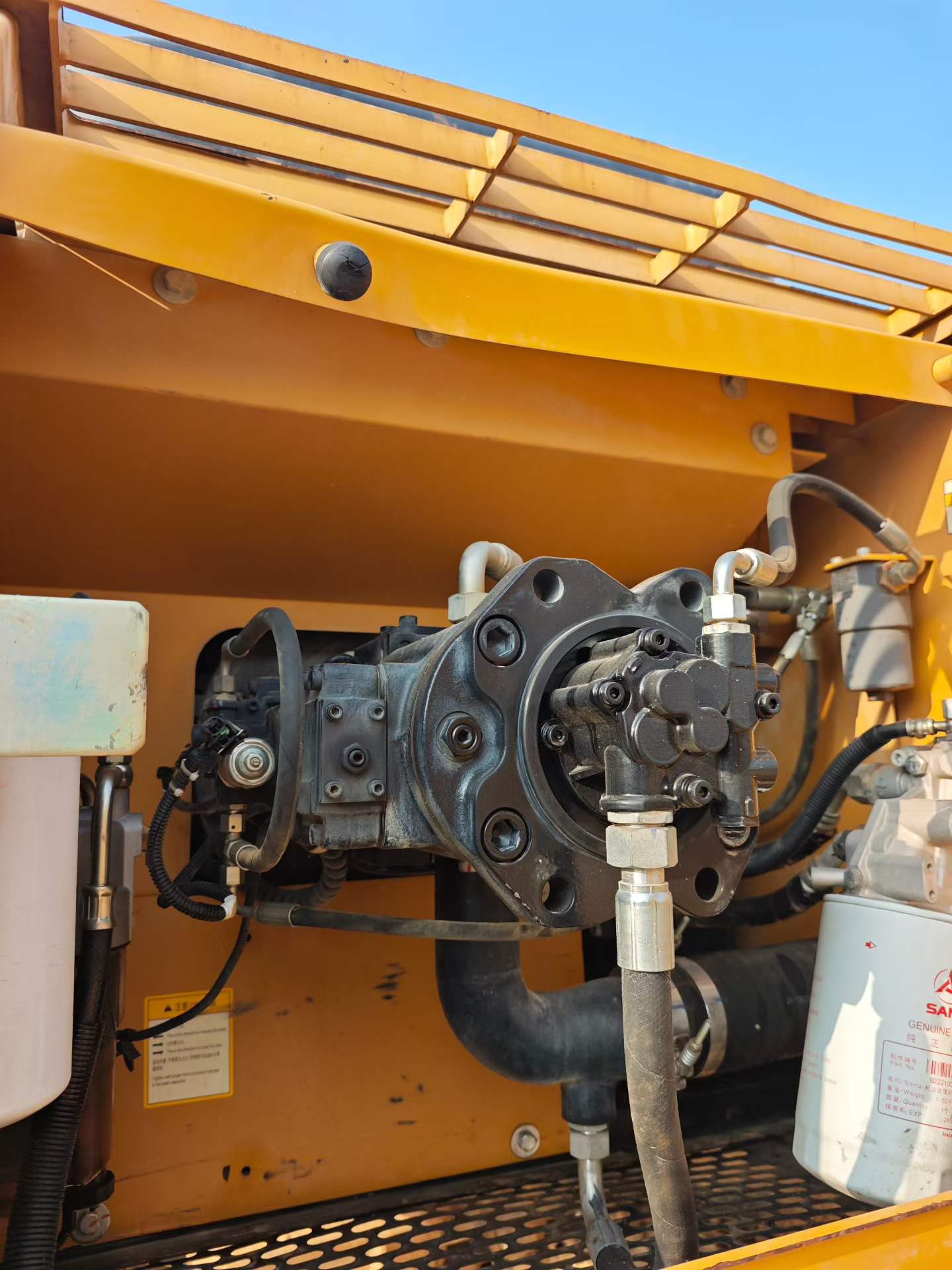 Used Sany SY200C Excavator 2020 Model / 7