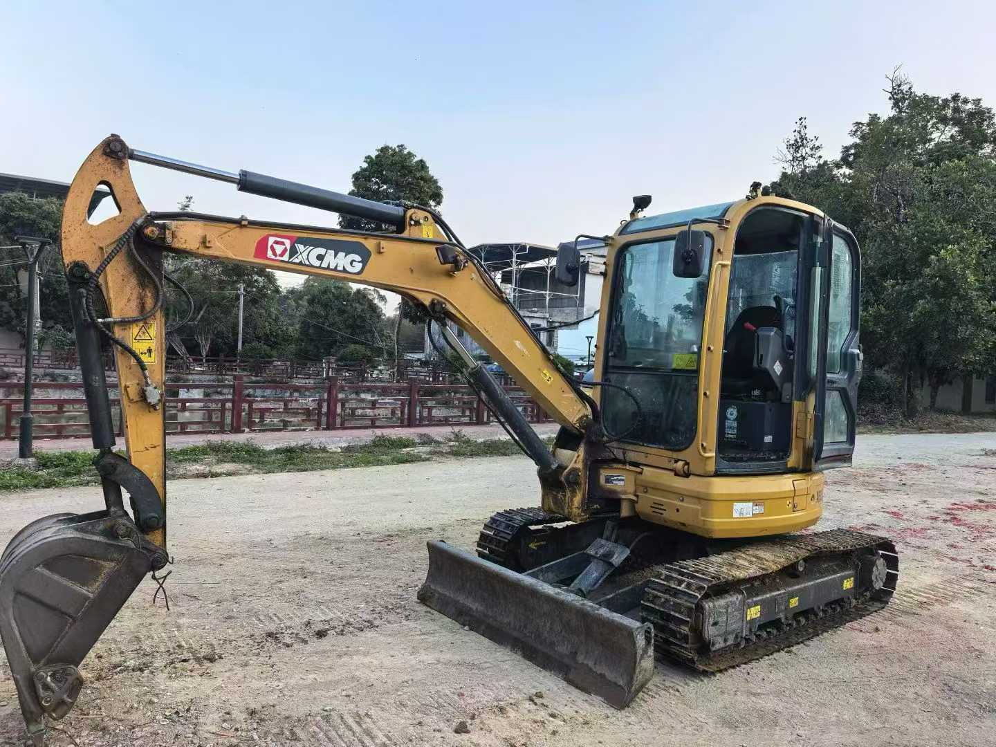 Used XCMG XE35U Excavator 2023 Model / 5