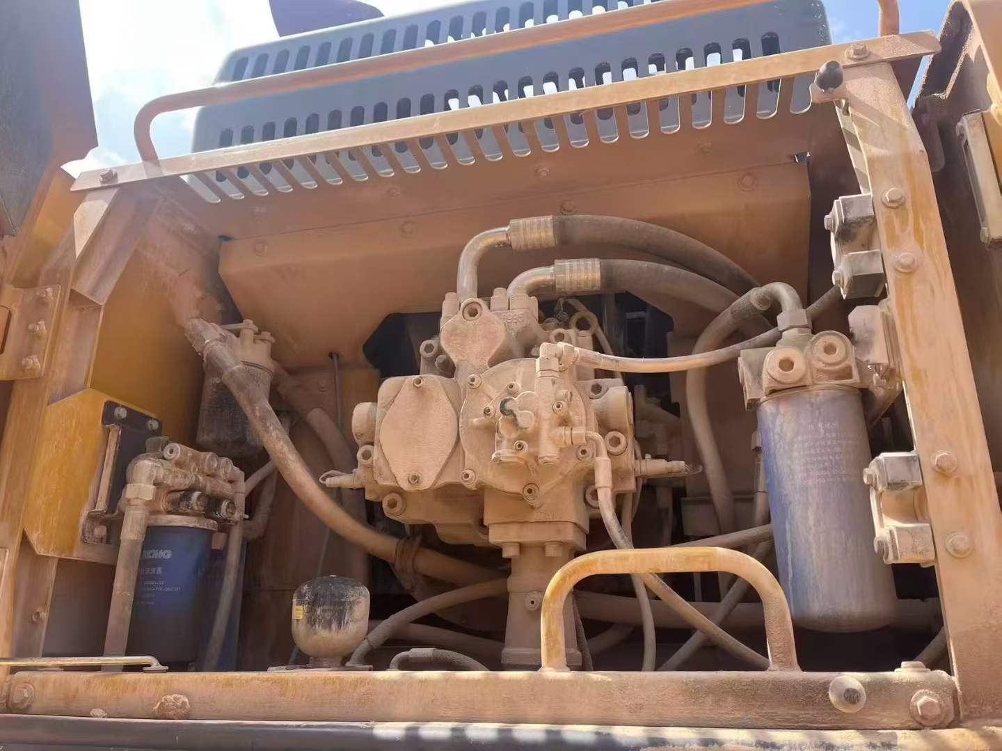 Used XCMG LW550KV Excavator 2020 Model / 4