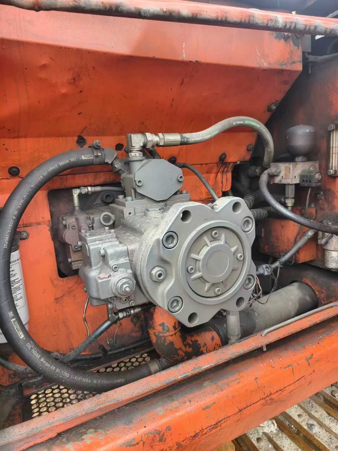 Used Doosan DH220-9E Excavator 2012 Model / 5