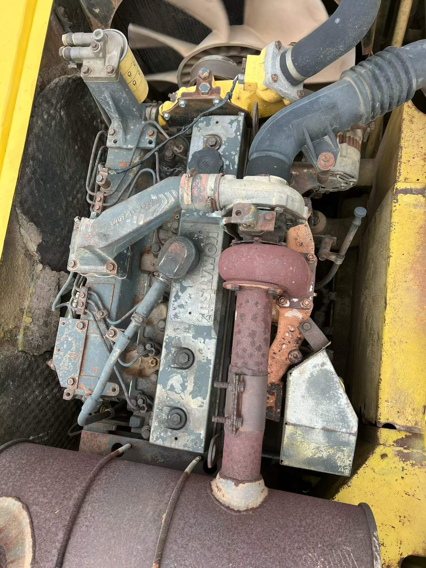 Used Komatsu PC200-6 Excavator 2016 Model / 3