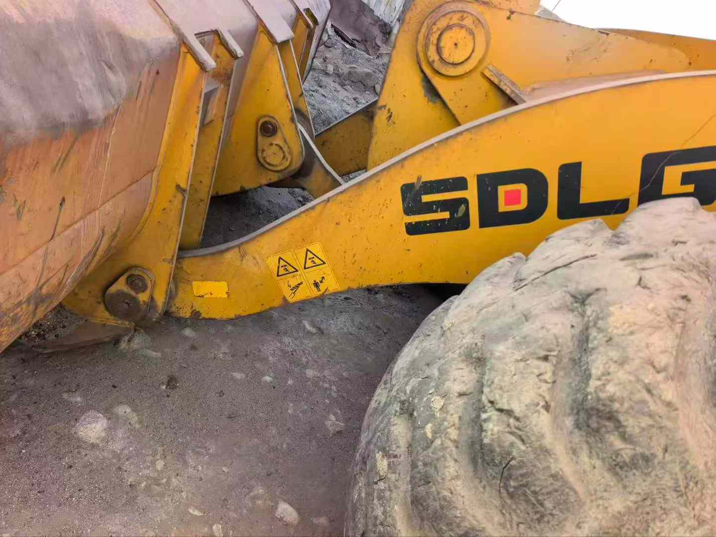 Buy SDLG L955 Used Loader