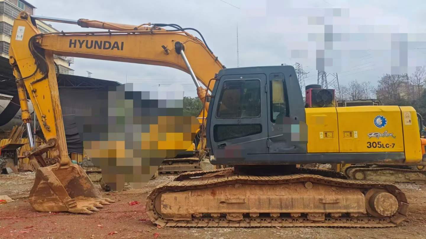 Buy Hyundai XDL65 Used Excavator
