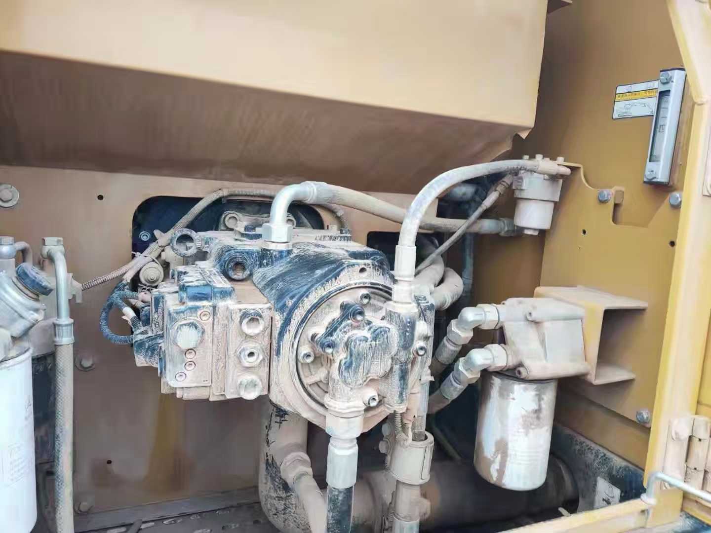 Used Sany SY215W Excavator 2022 Model / 4