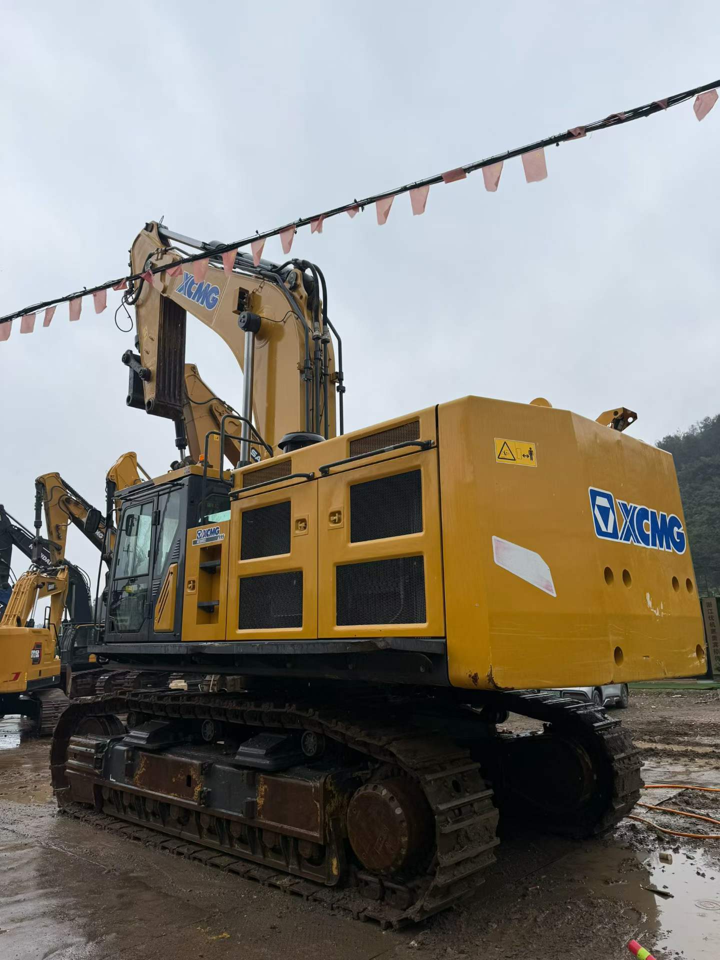 Buy XCMG XE80 Used Excavator