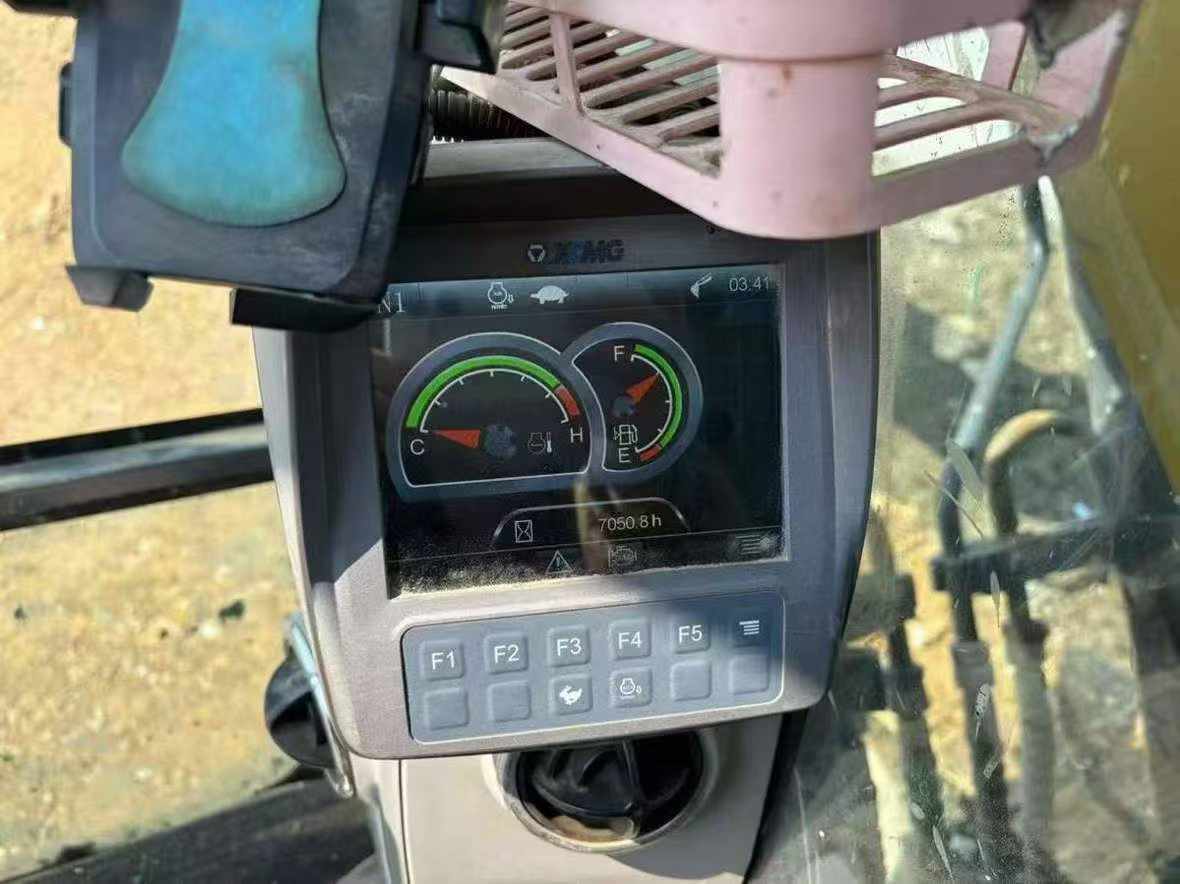 Used XCMG XE135GA Excavator 2021 Model / 7