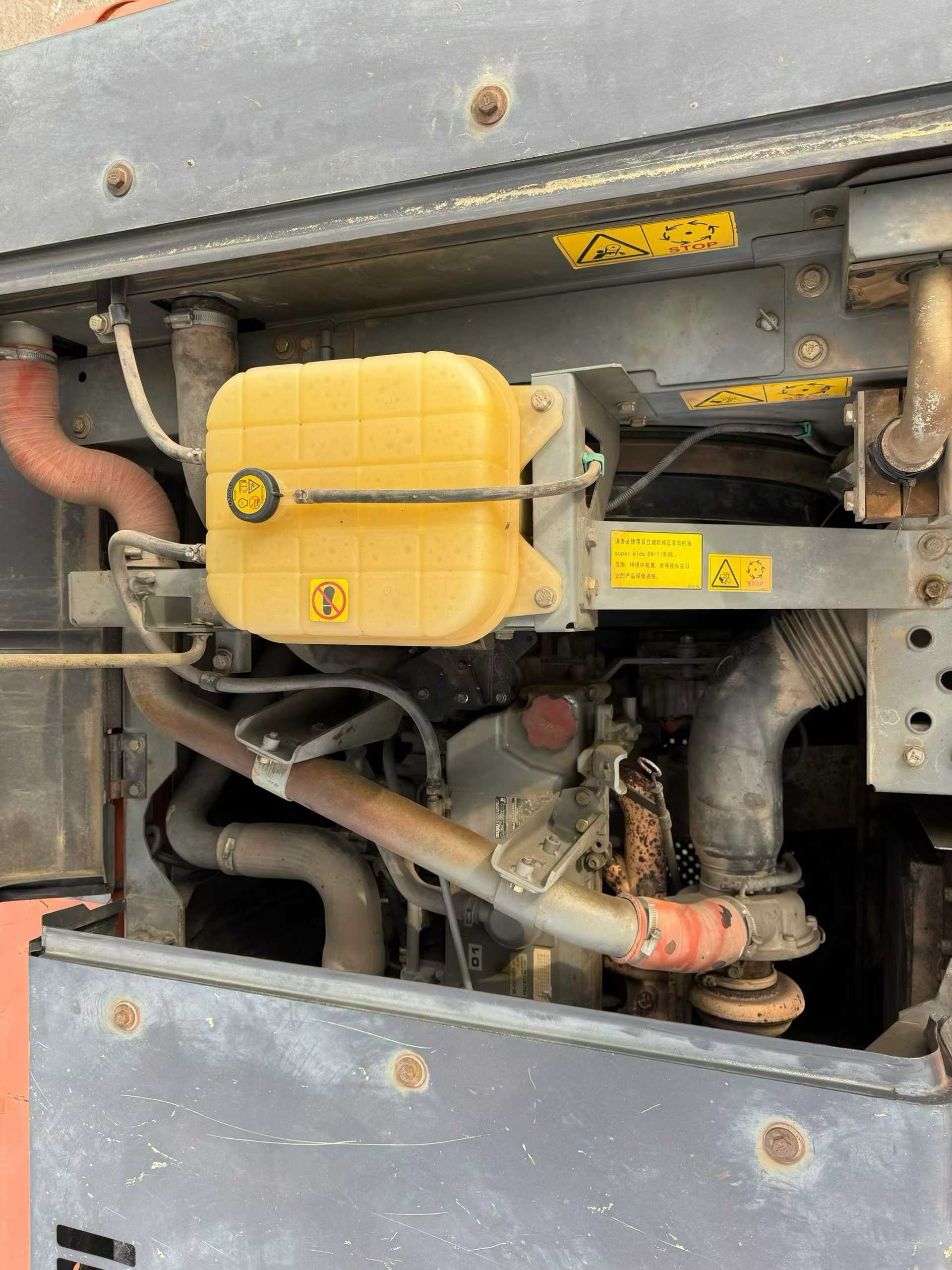 Used Hitachi ZX60-5A Excavator 2016 Model / 9