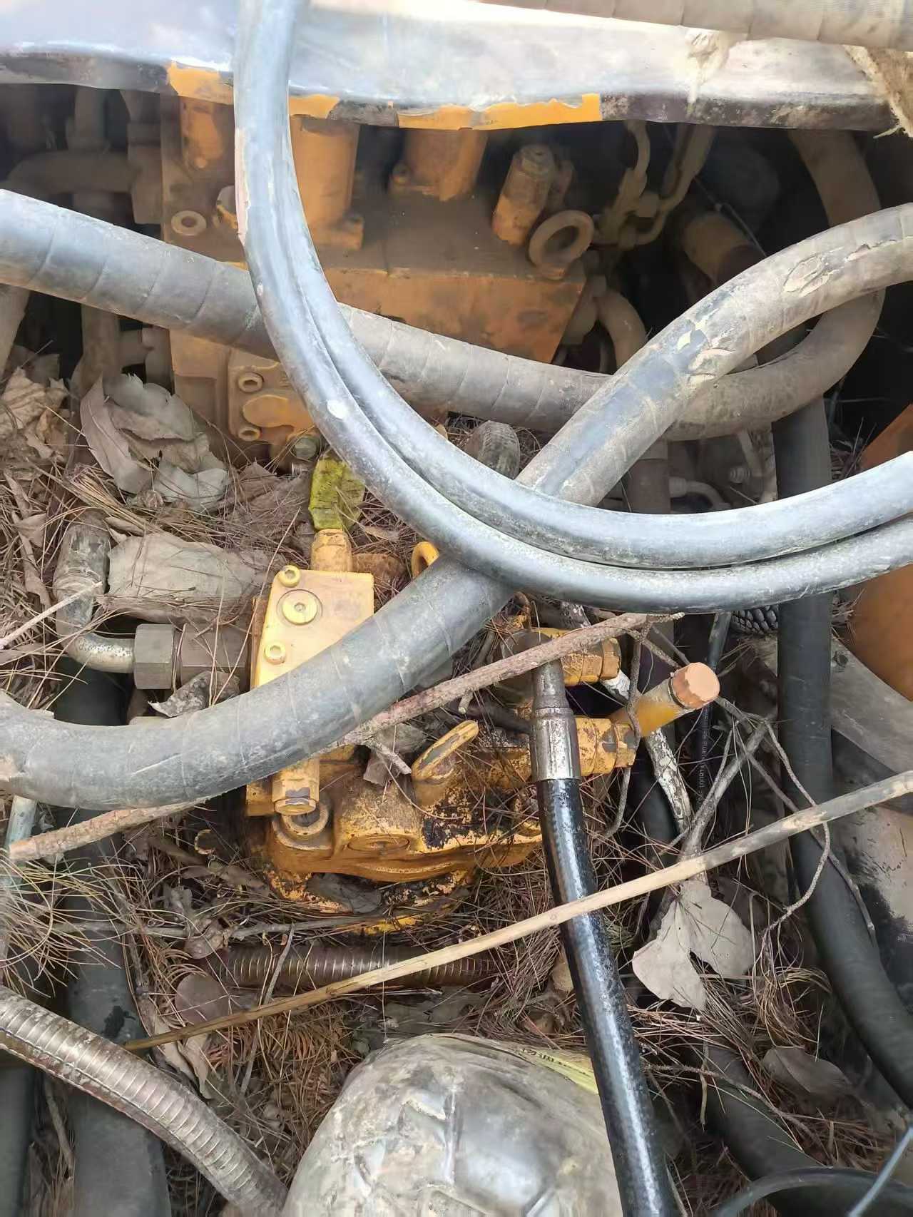 Used Sany SY215W Excavator 2016 Model / 6