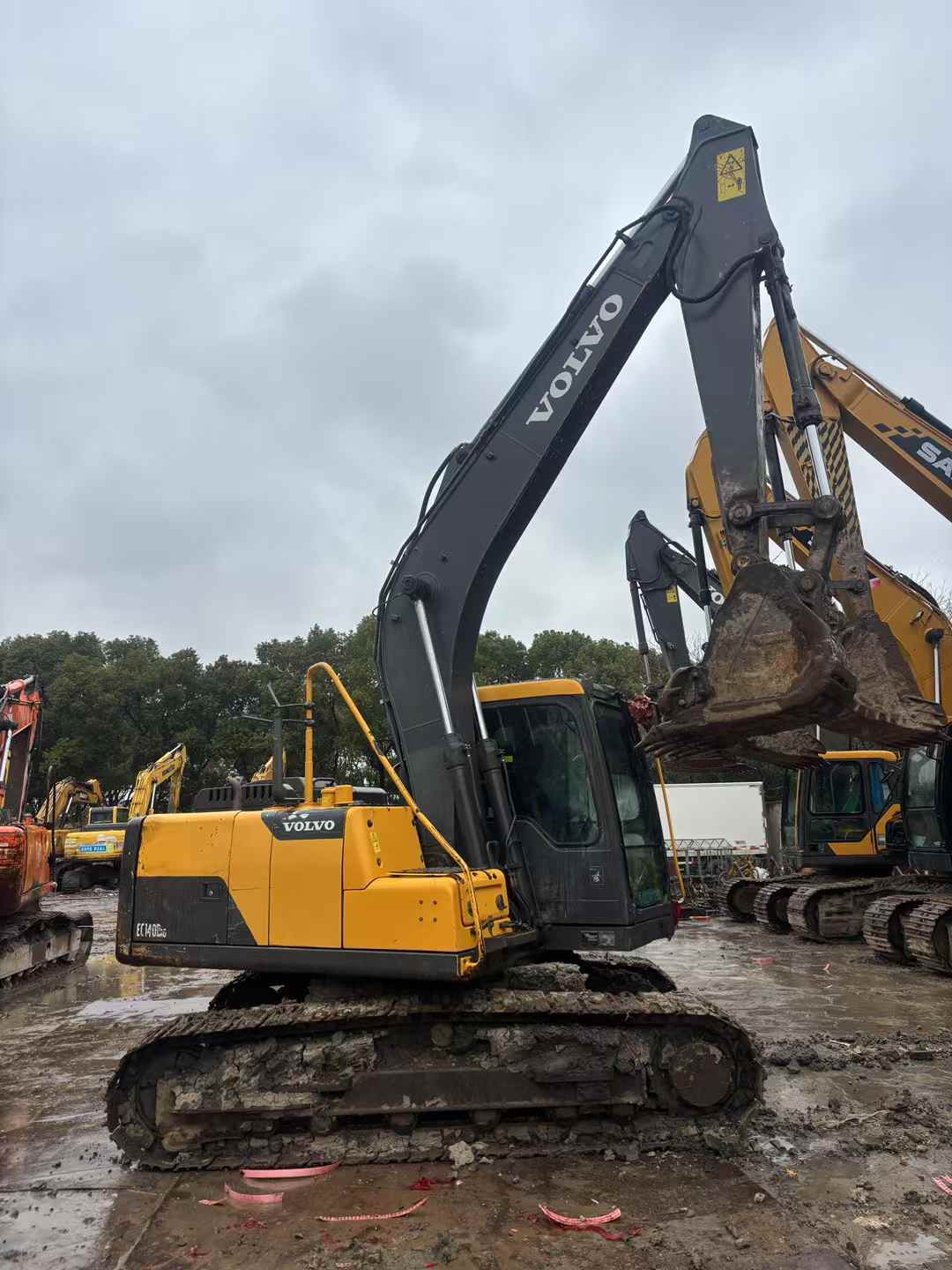 Buy Volvo EC20 Used Excavator