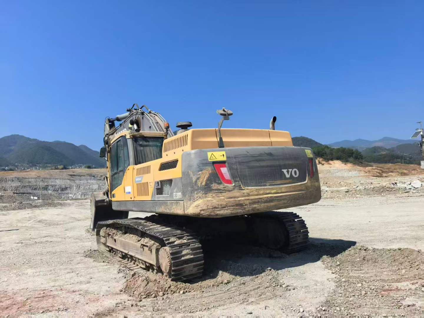 Used Volvo ECR38 Excavator 2017 Model / 2