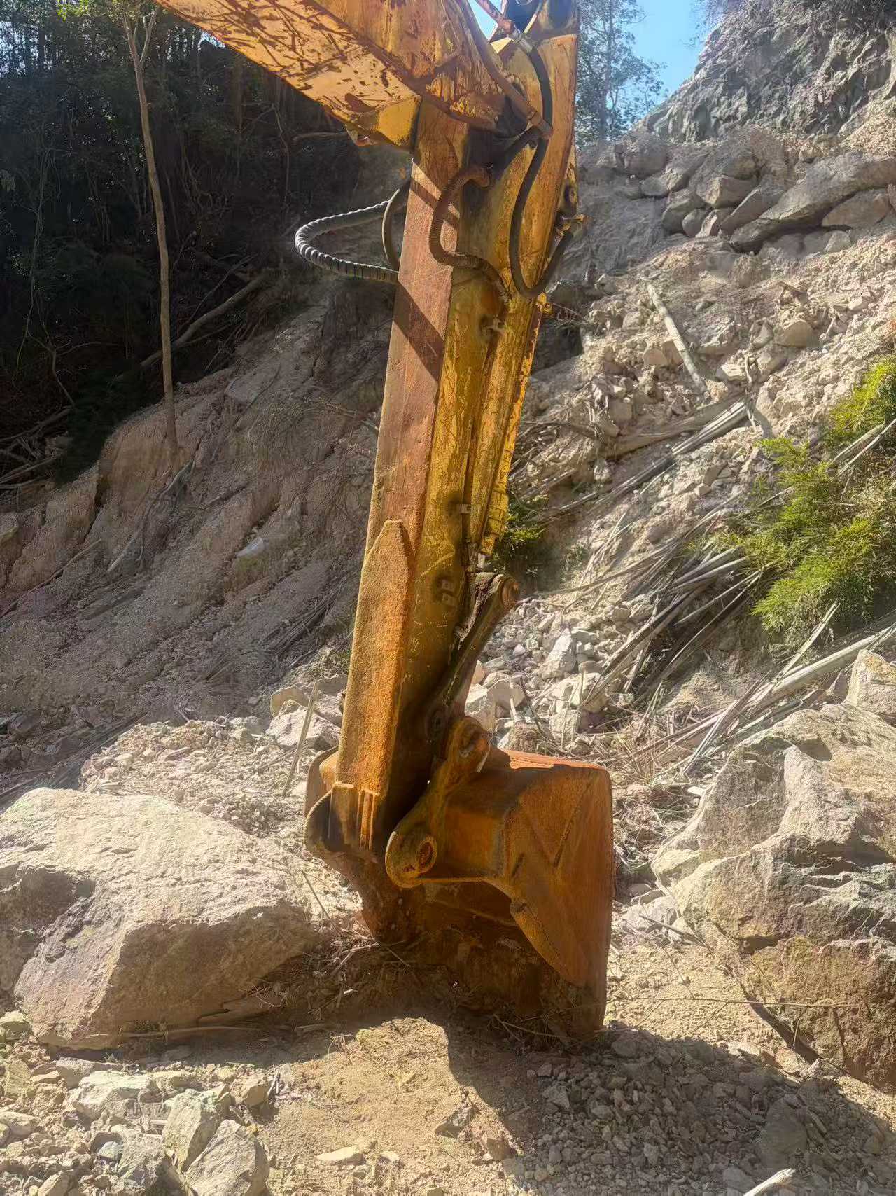 Buy Sumitomo SH120A1 Used Excavator / 2 Used Sumitomo SH120A1 Excavator 2016 Model / 2