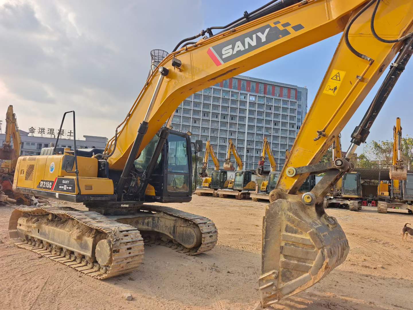 Used Sany SY200C Excavator 2020 Model / 5