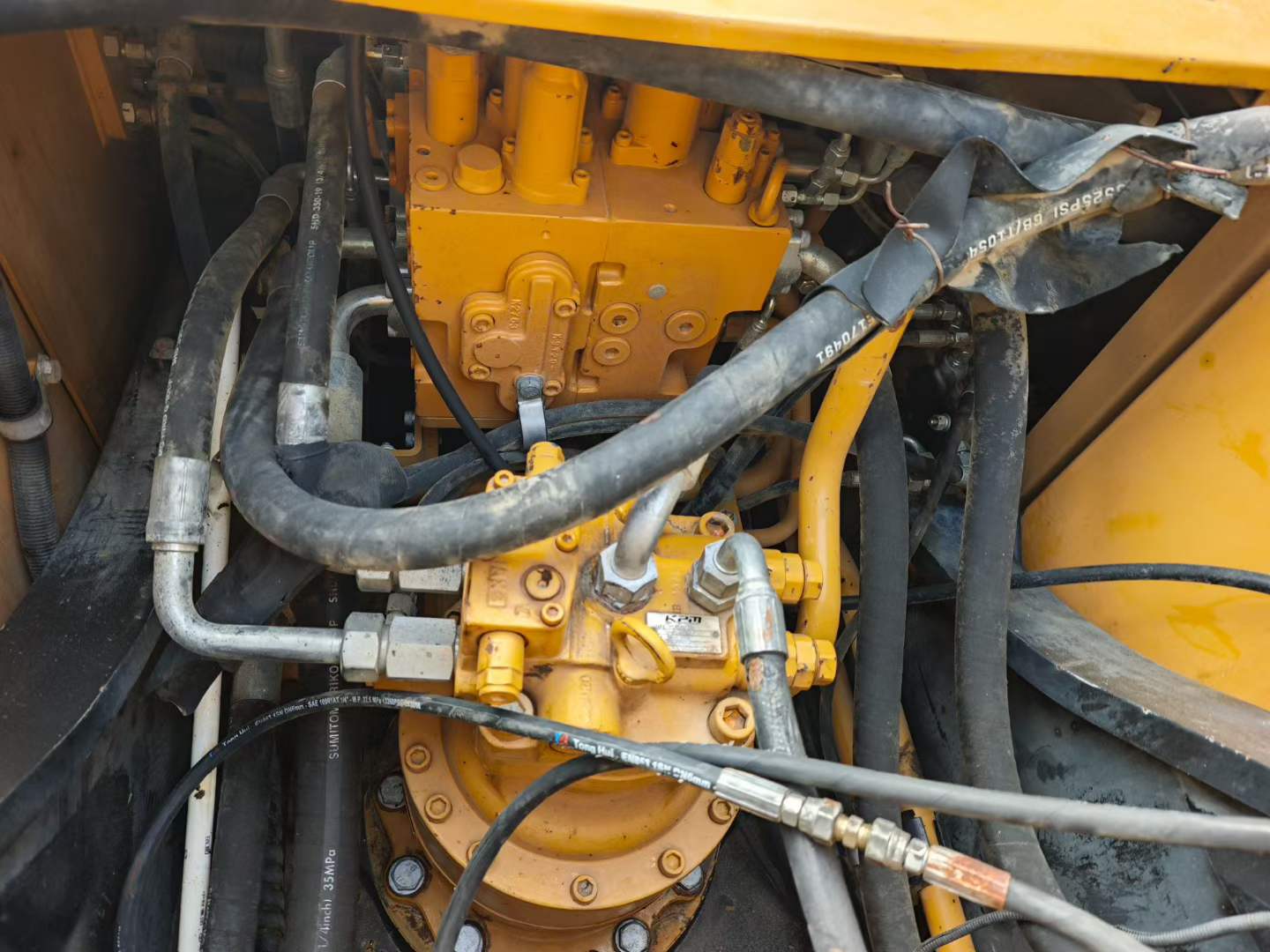 Used Sany SY200C Excavator 2020 Model / 8