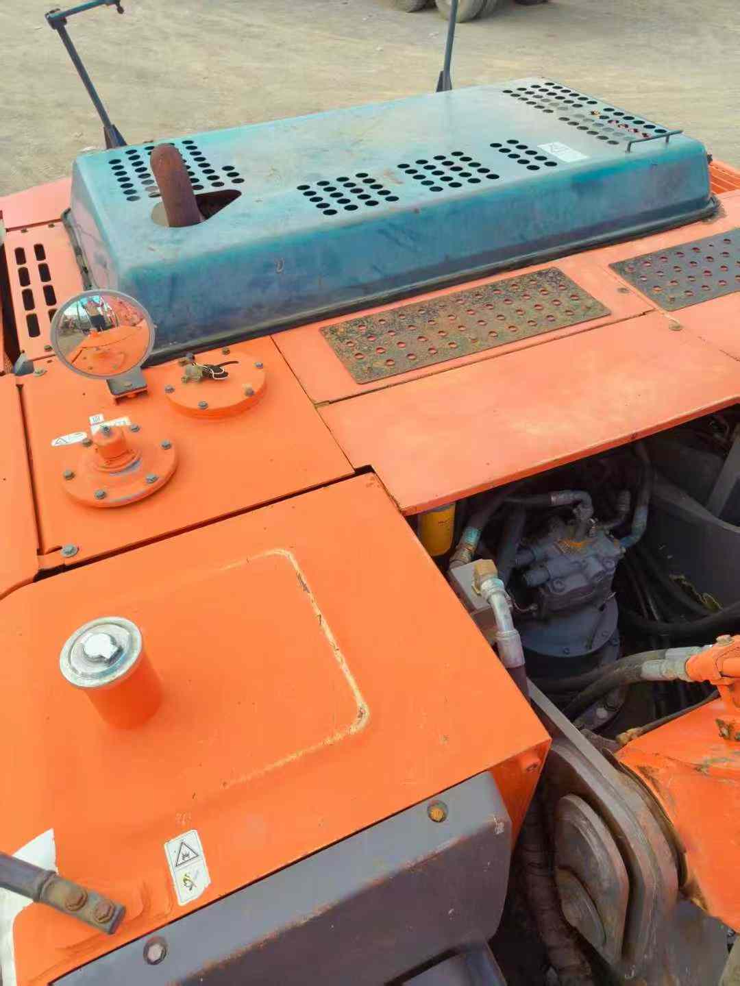 Used Hitachi ZW250 Excavator 2013 Model / 6