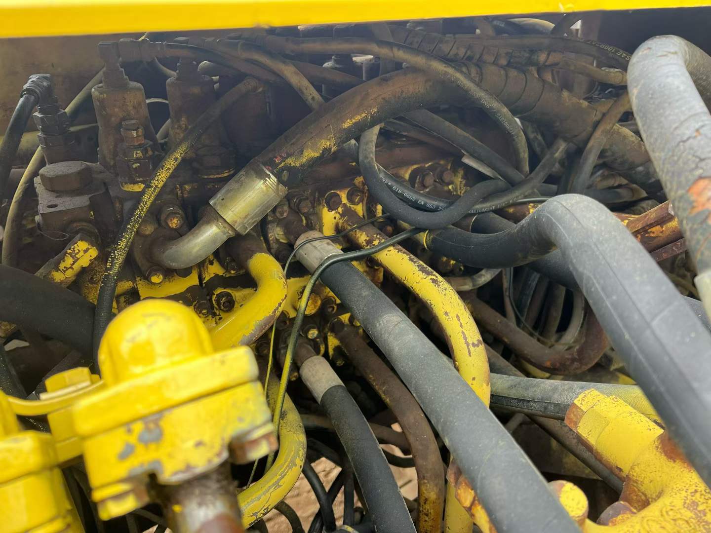 Used Komatsu PC200-6 Excavator 2016 Model / 4