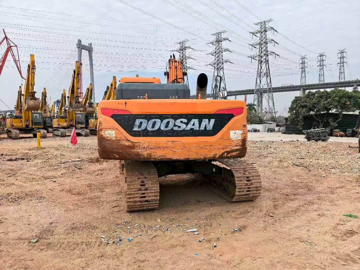 Used Doosan DX200-9C Excavator 2021 Model / 9