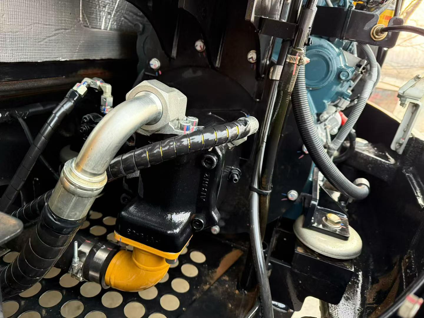 Used Sany SY60 Excavator 2016 Model / 8