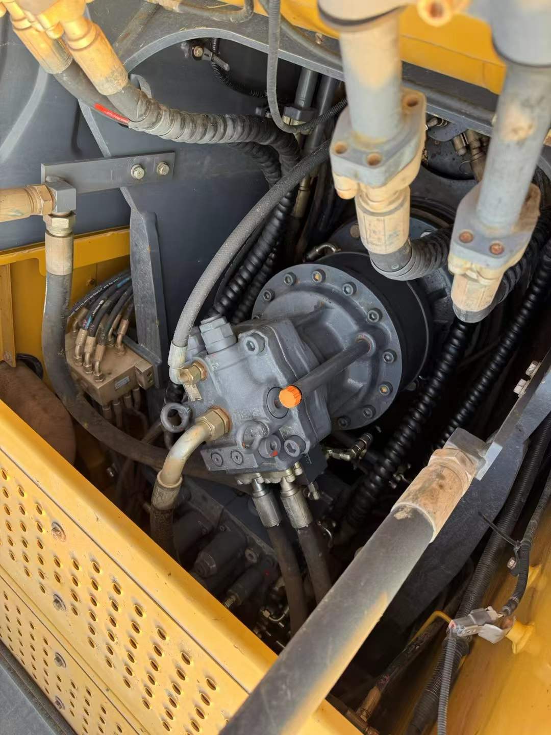 Used XCMG LW200 Excavator 2021 Model / 5