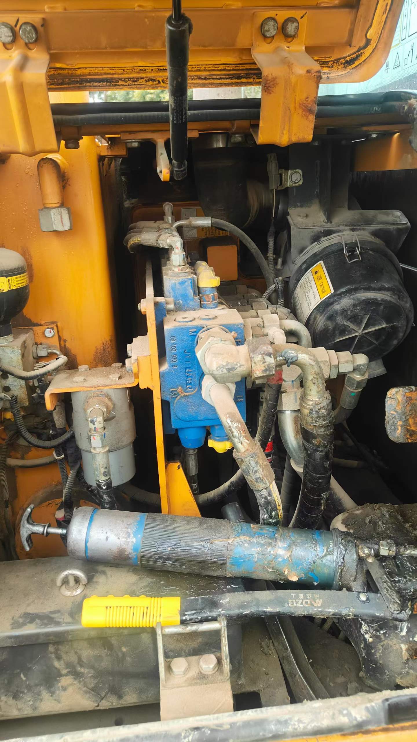 Used Sany SY55 Excavator 2016 Model / 8