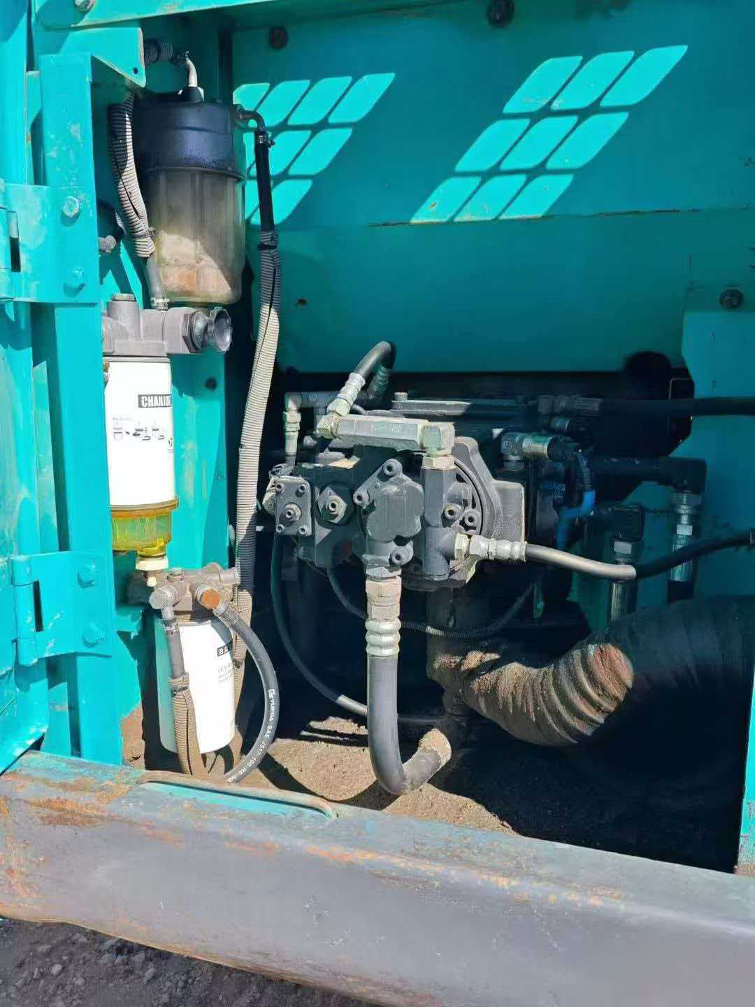 Used Kobelco SK140 Excavator 2015 Model / 9