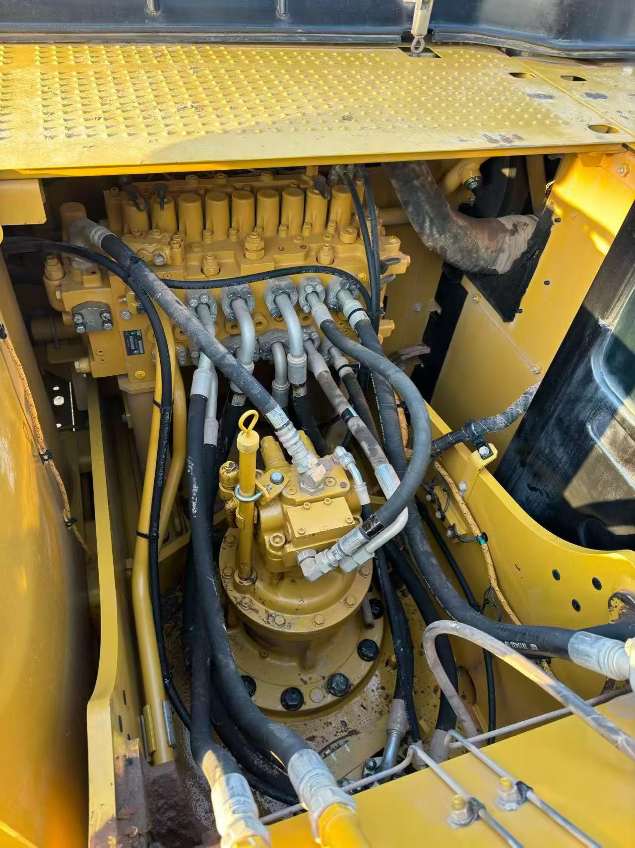 Buy Caterpillar CT20 Used Excavator / 8 Used Caterpillar CT20 Excavator 2023 Model / 8