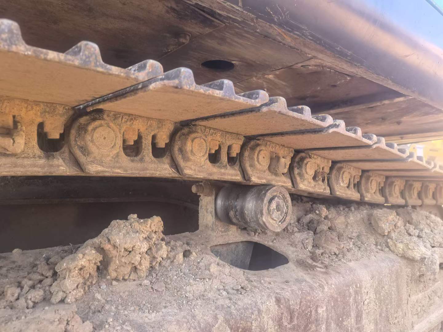 Used Kobelco SK140 Excavator 2015 Model / 4