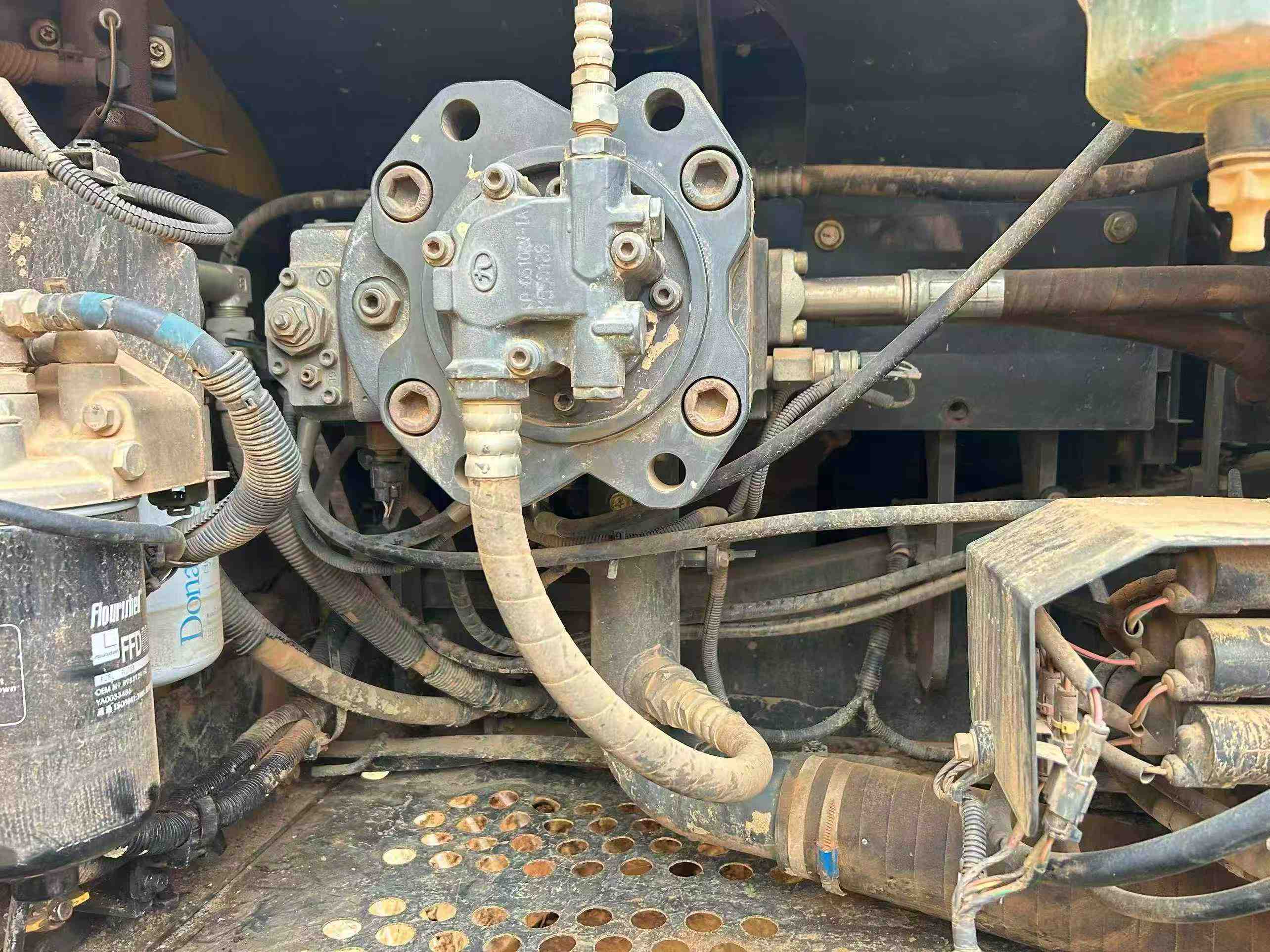 Buy Sumitomo SH210-6 Used Excavator / 6 Used Sumitomo SH210-6 Excavator 2018 Model / 6