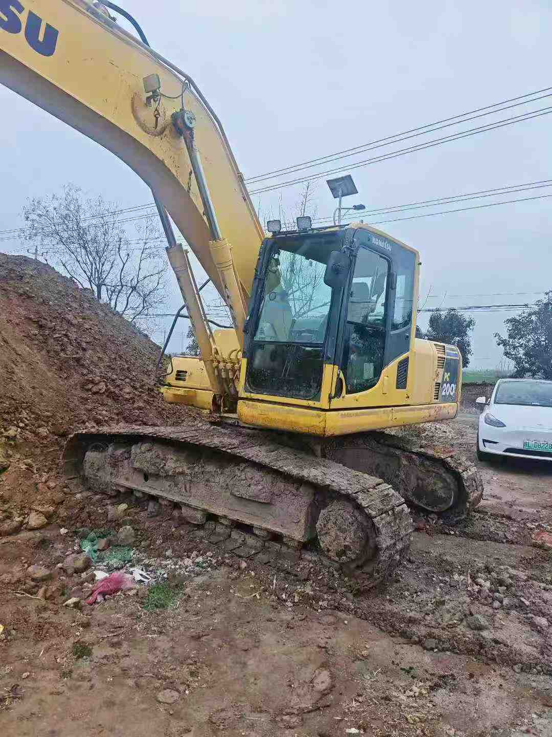 Used Komatsu PC200 Excavator 2017 Model / 2
