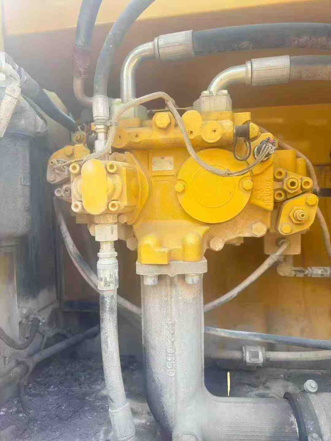 Buy Caterpillar 330L Used Excavator