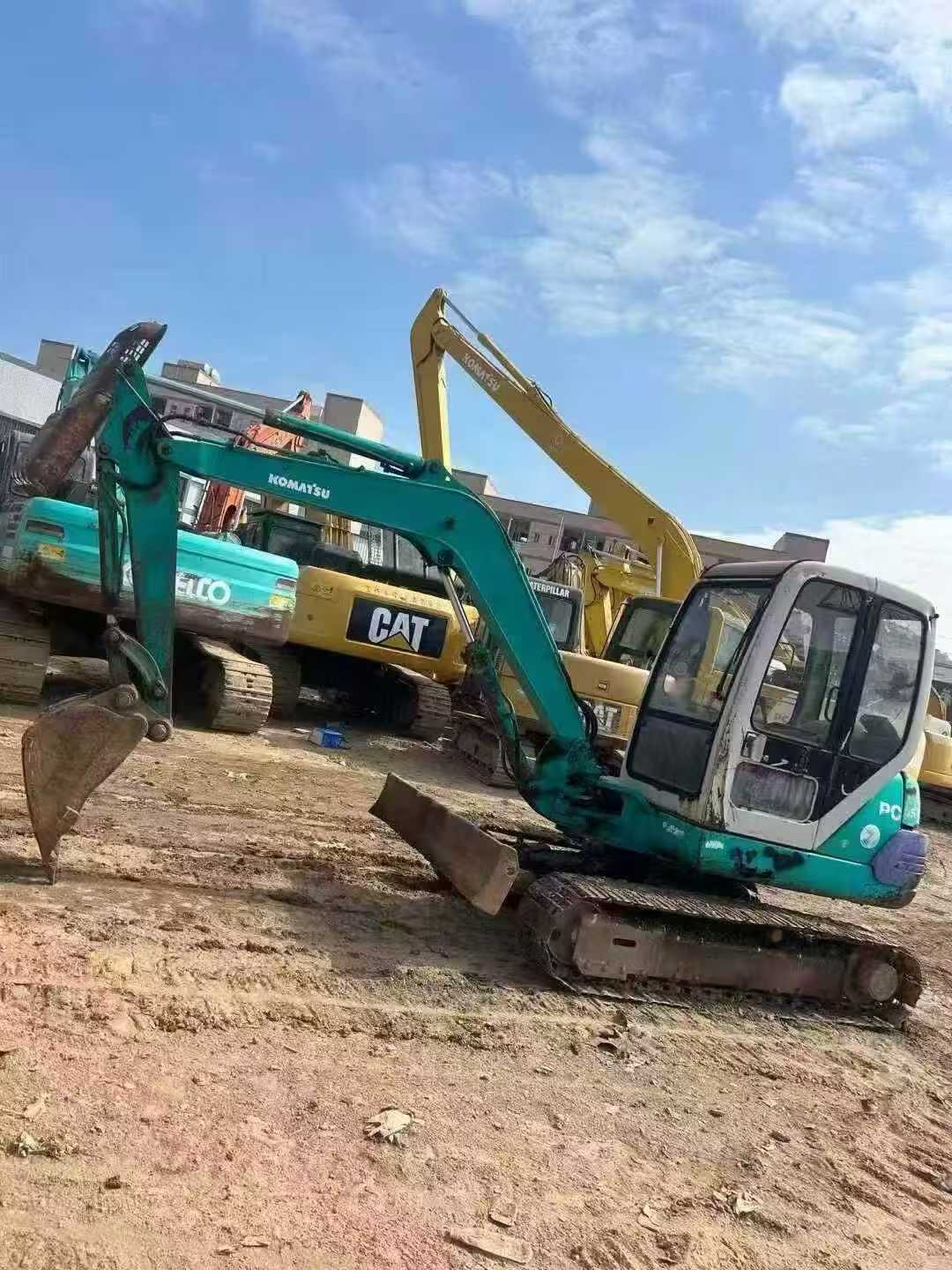 Used Komatsu PC40-7 Excavator 2016 Model / 3