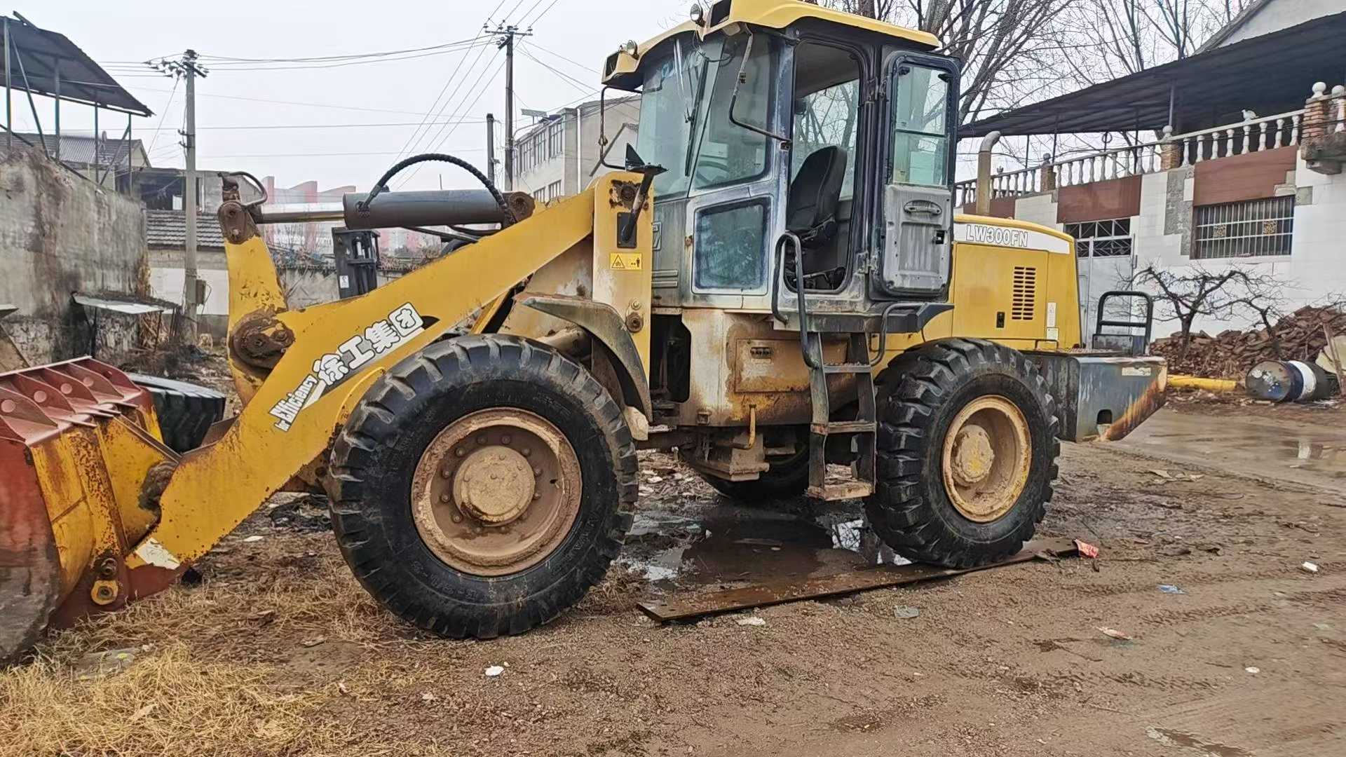 Used XCMG LW300FV Loader 2014 Model / 2