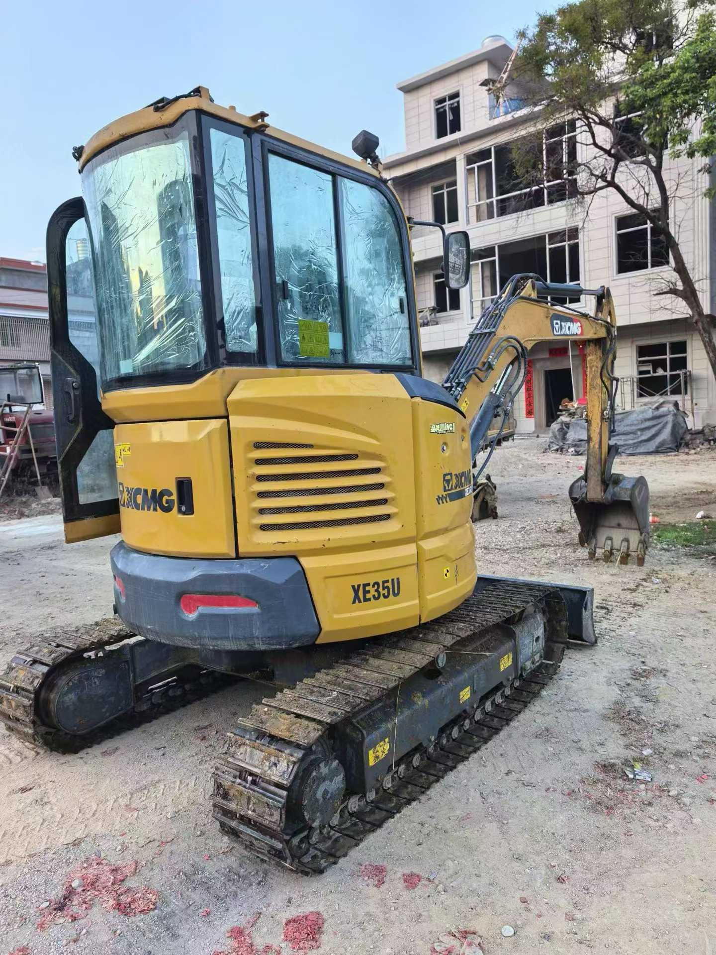 Used XCMG XE35U Excavator 2023 Model / 4