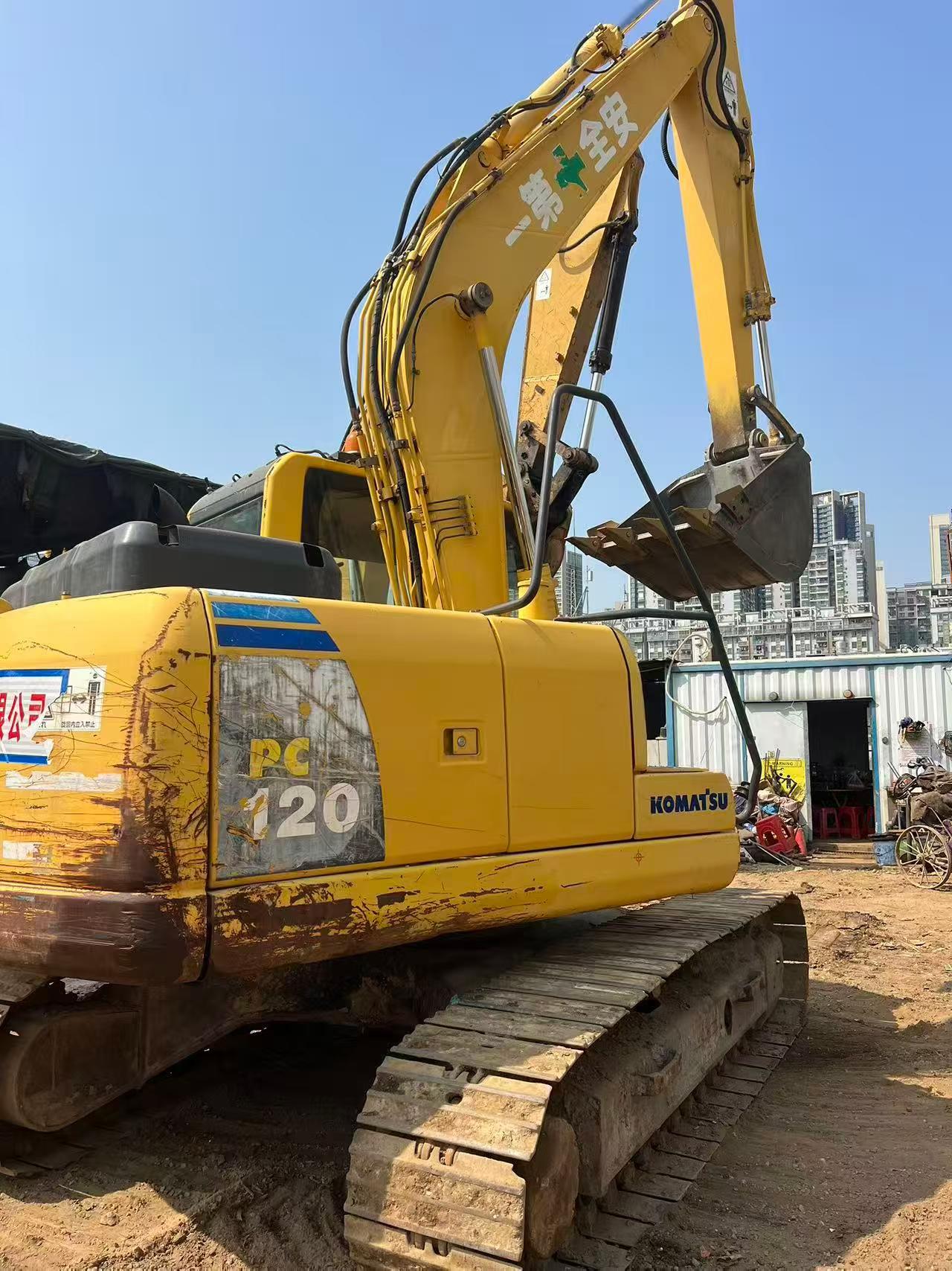 Buy Komatsu PC120-8 Used Excavator