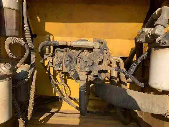 Used Kobelco SK330 Excavator 2016 Model / 6