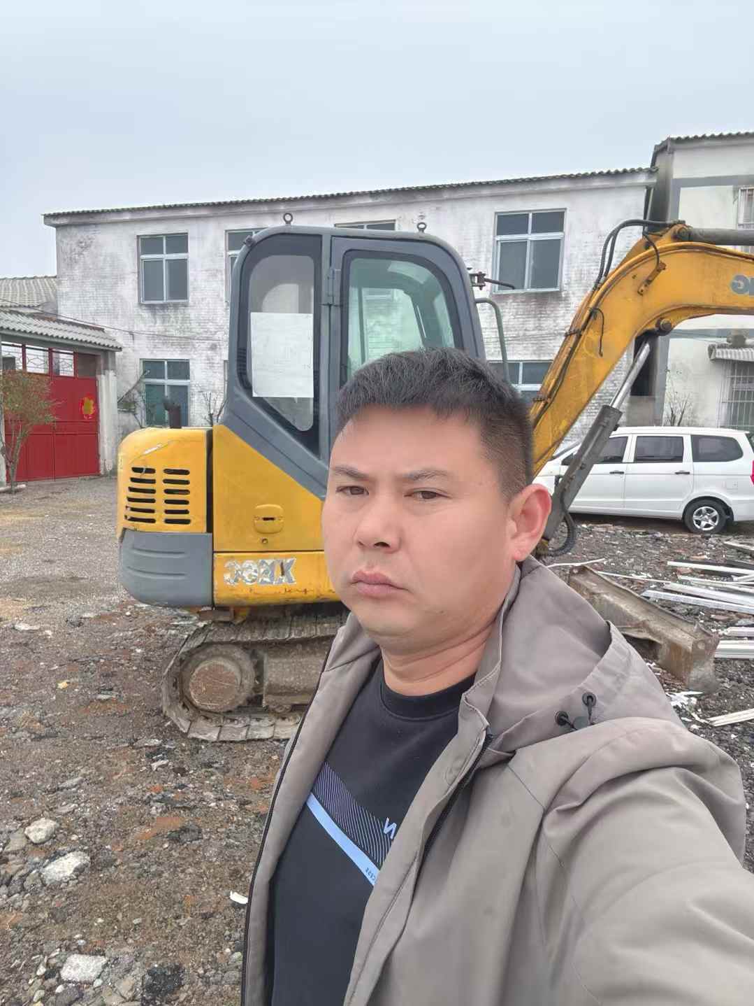 Buy XCMG XE60 Used Excavator