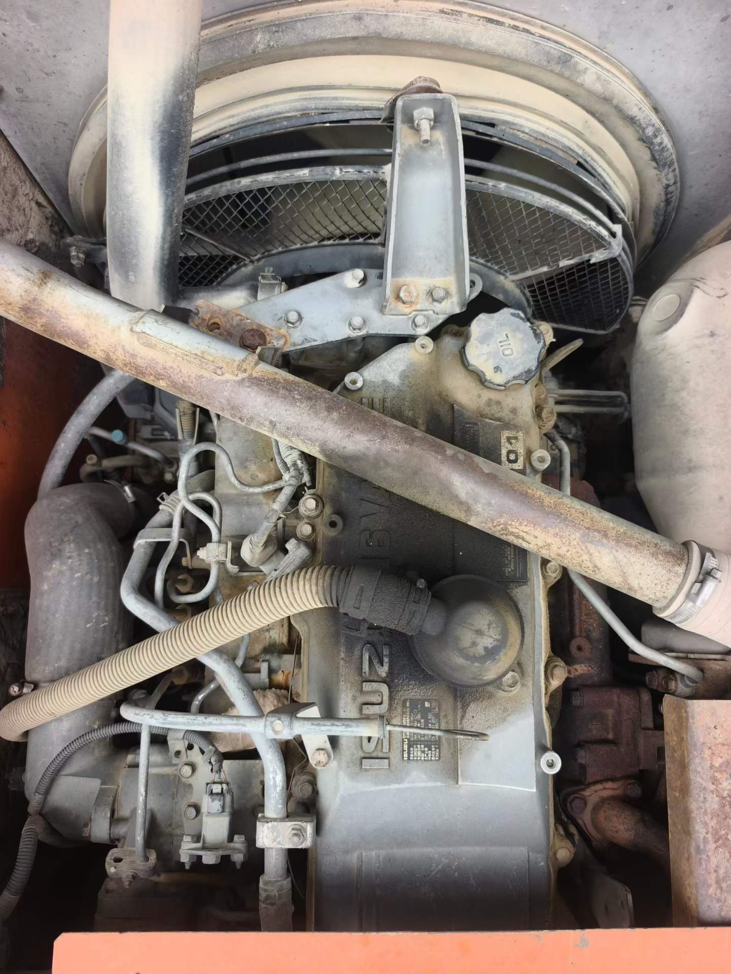 Used Hitachi ZX240-3 Excavator 2010 Model / 8